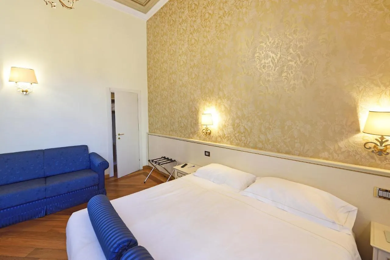 Relais La Corte Di Cloris Florens 3*,